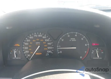 2003 Saturn Vue 4 Cyl из США, поврежденный, VIN 5GZCZ23D83S851967